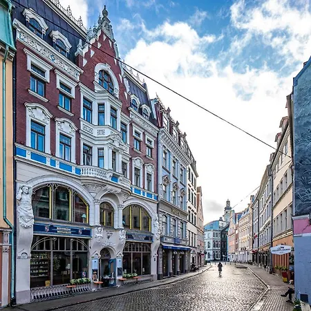 Blue Bird Boutique Hostel - Riga Old Town-2